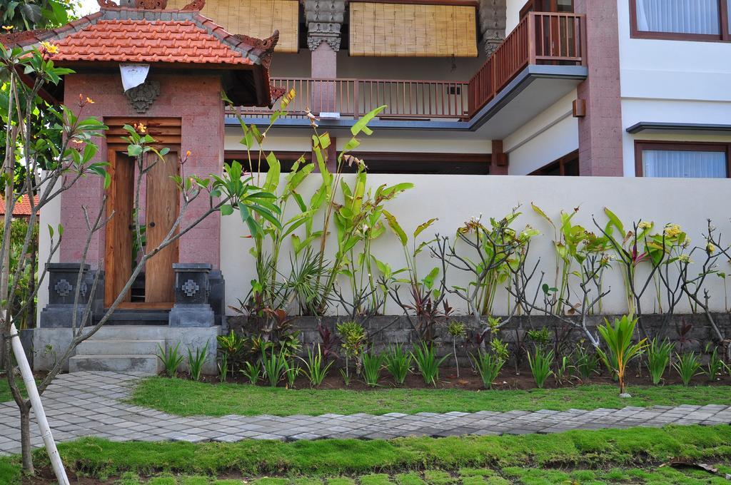 Si Doi Hotel Legian Kuta Lombok Habitación foto